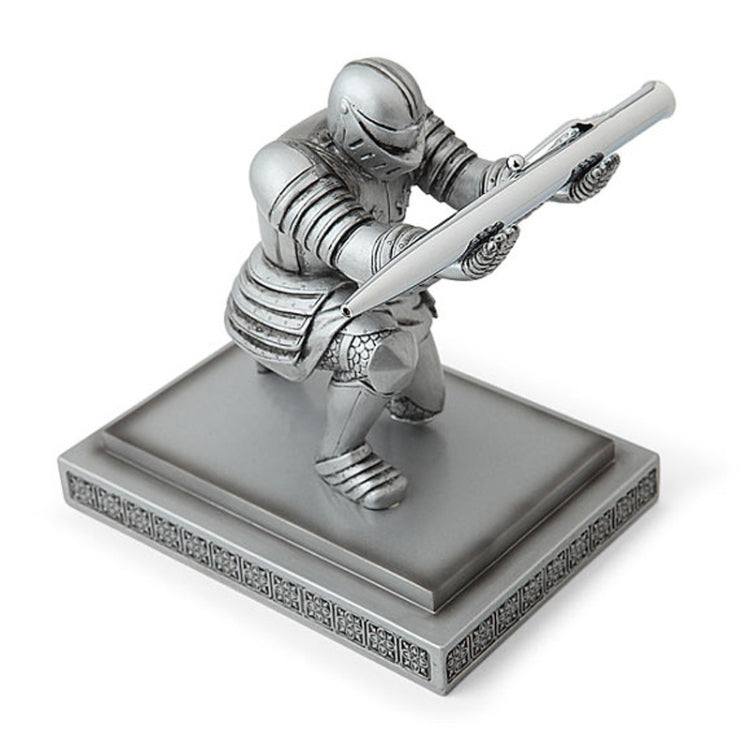 Portapenne da scrivania per ufficio creativo a forma di cavaliere esecutivo