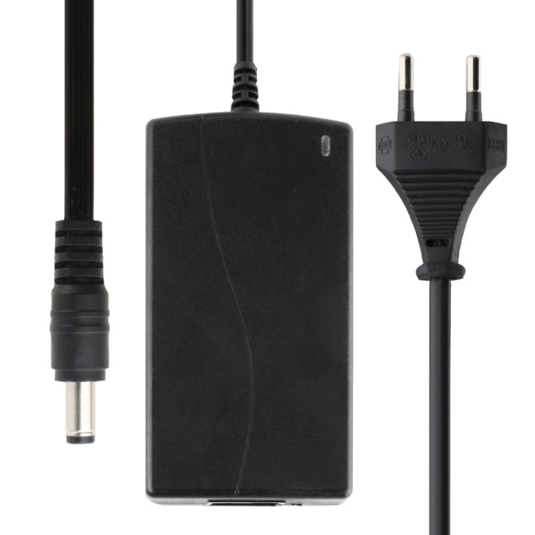 Adattatore di alimentazione CA DVR 12V 4A / 8 canali con spina UE, punte di uscita: 5,5 x 2,5 mm, EU Plug 12V 4A, AU Plug 12V 4A, UK Plug 12V 4A, US Plug 12V 4A