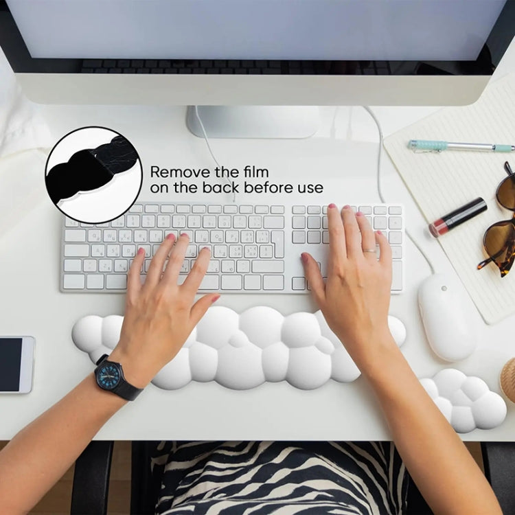 Supporto per tastiera da ufficio in memory foam con poggiapolsi Cloud