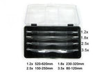 Lente di ingrandimento "a visiera" con illuminazione tramite un led alimentato da due batterie ministilo AAA da 1,5 v fornite di serie. U835