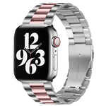 Per Apple Watch Serie 8 e 7 41 mm / SE 2 e 6 e SE e 5 e 4 40 mm / 3 e 2 e 1 38 mm con fibbia pieghevole e cinturino in acciaio inossidabile con 3 perline