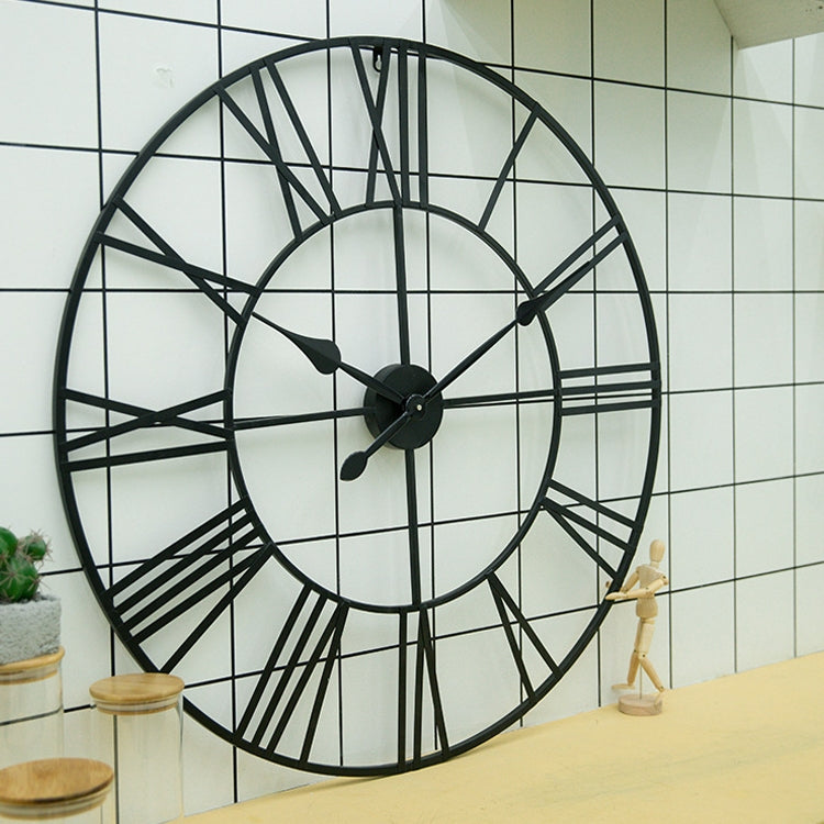 Orologio da parete decorativo muto con numeri romani rotondi in ferro da salotto retrò da 45 cm, 45cm