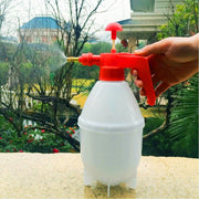 KANEED Bottiglia d'acqua con spruzzatore a pressione con pompa a mano resistente alla corrosione da 1,5 l per il lavaggio di auto e il giardinaggio, Sprayer Water Bottle, UK Stock Sprayer Water Bottle, US Stock Sprayer Water Bottle