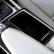 Auto Bandiera Tedesca In Fibra di Carbonio Guida A Destra Posizione del Cambio Pannello Adesivo Decorativo per Mercedes-Benz W204 2007-2013 / W212 2010-2012, Right Drive Gear Position (German Flag)