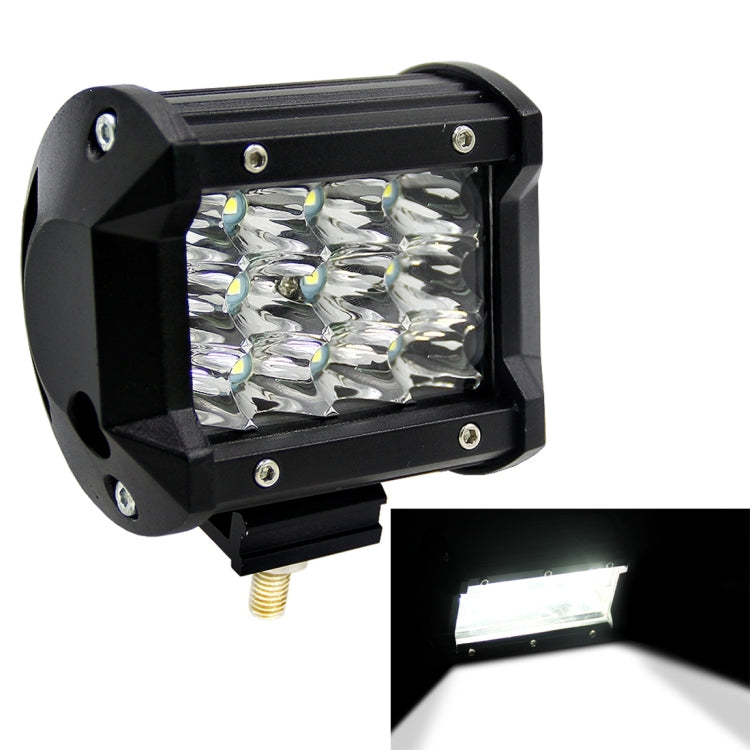 Barra luminosa a LED da 4 pollici a tre file Luci fuoristrada modificate Barra luminosa da tetto IP67 Impermeabile 9W Condensatore 6000K 5500LM Faretto a LED Faro da lavoro a LED per auto, DC 10-48V, Spot+36W