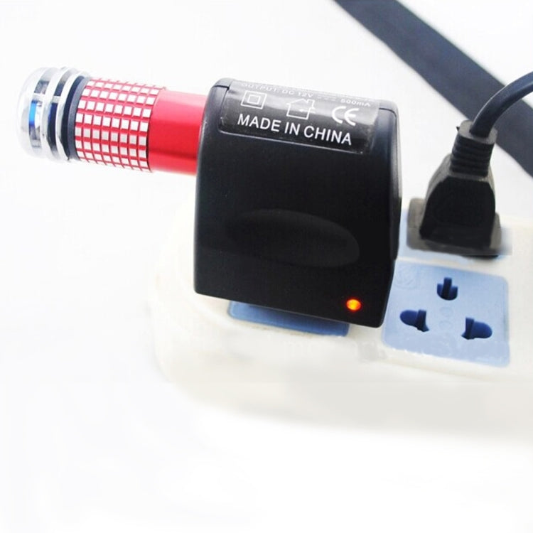 Convertitore di alimentazione per veicoli da 6 W da 220 V CA/CC a 12 V CC con presa accendisigari per auto Convertitore adattatore Amplificatore per veicoli Uscita di potenza: CC 12 V 500 mA (spina UE), 12V 500mA(EU Plug)
