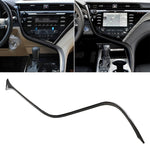 Adesivo decorativo con striscia S per controllo centrale in fibra di carbonio per auto per Toyota Camry di ottava generazione 2018-2019, guida a sinistra, Central Control S Strip