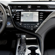 Adesivo decorativo con striscia S per controllo centrale in fibra di carbonio per auto per Toyota Camry di ottava generazione 2018-2019, guida a sinistra, Central Control S Strip