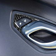 Adesivo decorativo per serratura interna della porta interna in fibra di carbonio da 2 pezzi per Chevrolet Camaro 2017-2019, Inner Door Lock