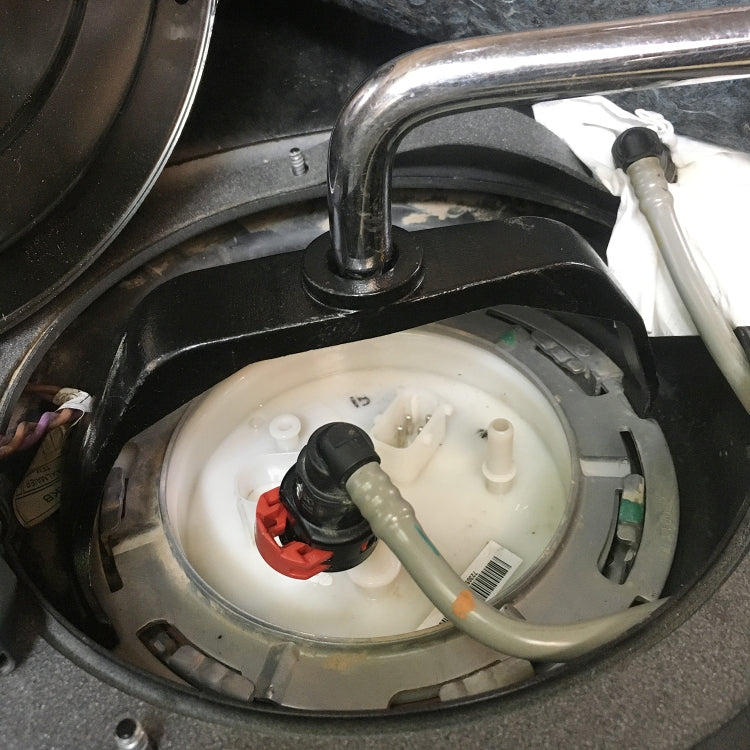 ZK-057 Strumento per l'anello di bloccaggio del serbatoio del carburante per auto Strumento per la rimozione dei trasmettitori della pompa del carburante per Mercedes-Benz W204 W207 W212, ZK-057