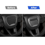 2 pezzi/set logo volante per auto in fibra di carbonio + adesivo decorativo per il mento per Dodge Challenger dal 2015 ad oggi, guida a sinistra, Steering Wheel Logo + Chin