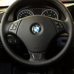 Piccolo adesivo decorativo per volante in fibra di carbonio versione B per BMW E90 2005-2012, Steering Wheel (Little B Version)