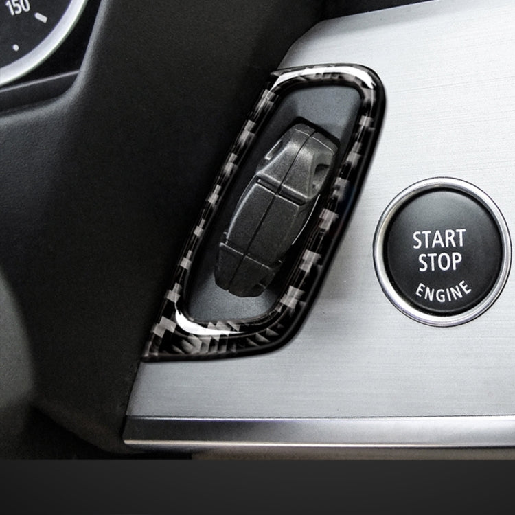 Adesivo decorativo per foro chiave in tinta unita in fibra di carbonio per auto per BMW E70 X5 / E71 X6 2009-2013, guida a sinistra, Key Hole