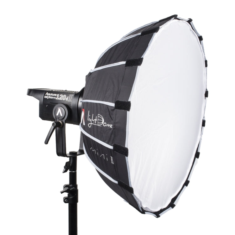 Aputure LS C120D II Ripristino colore elevato CRI 96 Tempesta di luce Luce bianca naturale 5500K COB LED Luce video da studio con telecomando wireless da 2,4 GHz e scatola di controllo