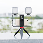 YELANGU PC203 YLG1801C Vlogging Trasmissione in diretta LED Selfie Light Smartphone Video Rig Maniglia Stabilizzatore Staffa in plastica Kit treppiede, PC203