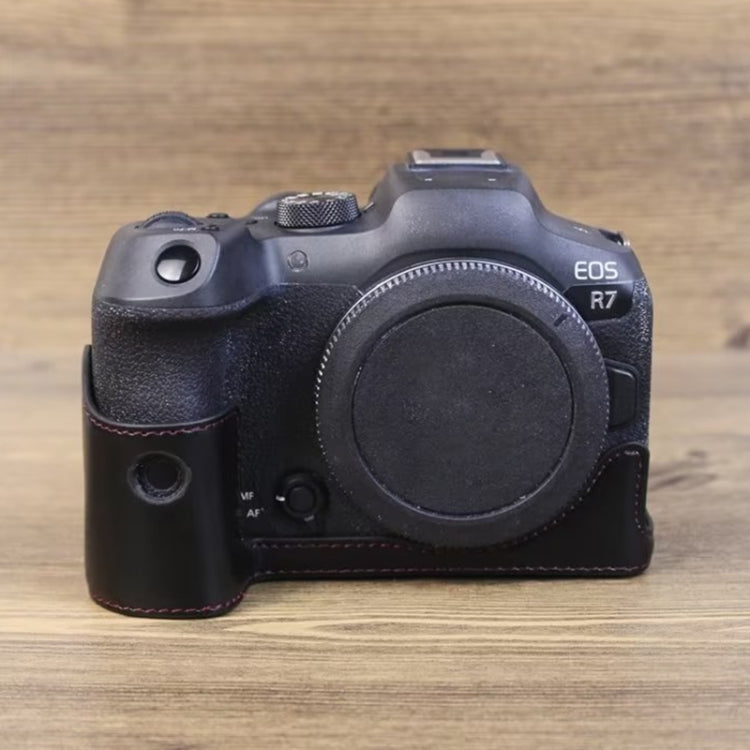 Per Canon EOS R7 Base mezza custodia per fotocamera in pelle PU con filettatura da 1/4 di pollice, For Canon EOS R7