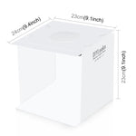 Tenda da studio fotografica pieghevole e portatile da 20 cm con luce da 550 lumen e 6 fondali colorati (nero, bianco, giallo, rosso, verde, blu). Dimensioni da aperta: 24 cm x 23 cm x 23 cm.