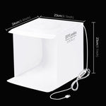 Kit tenda luminosa portatile pieghevole con pannello LED ad anello da 23 cm per studio fotografico, con 6 sfondi colorati (nero, bianco, giallo, rosso, verde, blu). Dimensioni da aperto: 24 cm x 23 cm x 23 cm.