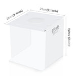 Kit tenda fotografica portatile pieghevole PULUZ da 20 cm con luce da 550 lumen e 2 fondali colorati (nero, bianco). Dimensioni da aperta: 24 cm x 23 cm x 23 cm.