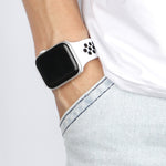 Cinturino elastico in silicone per Apple Watch Series 6 e SE e 5 e 4 44 mm / 3 e 2 e 1 42 mm, 150mm (Black White), 150mm (Black Red), 150mm (Light Pink White), 150mm (Blue White), 150mm (Grey Black), 160mm (Black White), 160mm (Black Red)              ...
