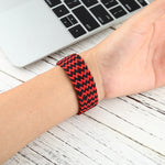 Cinturini di ricambio per cinturino singolo intrecciato in nylon di colore misto per Apple Watch Series 6 e SE e 5 e 4 44 mm / 3 e 2 e 1 42 mm, S, M, L