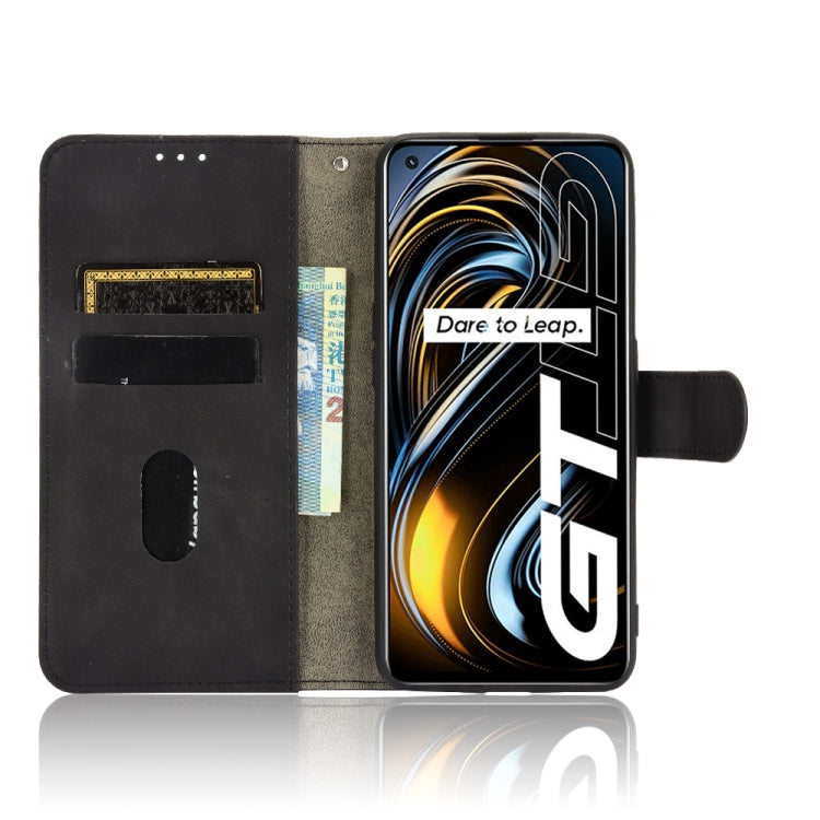 Tinta unita Skin Feel Fibbia magnetica Flip orizzontale Custodia in pelle PU con supporto e slot per schede e portafoglio, For OPPO Realme GT 5G