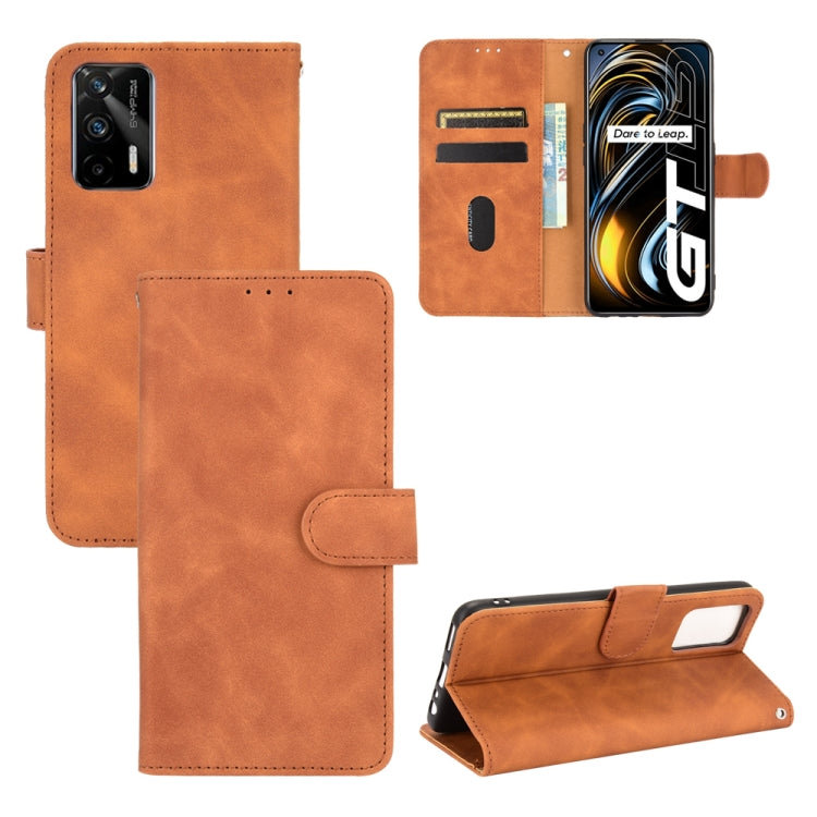 Tinta unita Skin Feel Fibbia magnetica Flip orizzontale Custodia in pelle PU con supporto e slot per schede e portafoglio, For OPPO Realme GT 5G