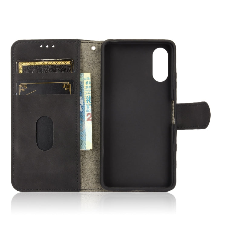 Tinta unita Skin Feel Fibbia magnetica Flip orizzontale Custodia in pelle PU con struttura in vitello con supporto e slot per schede e portafoglio, For Sony Xperia Ace II