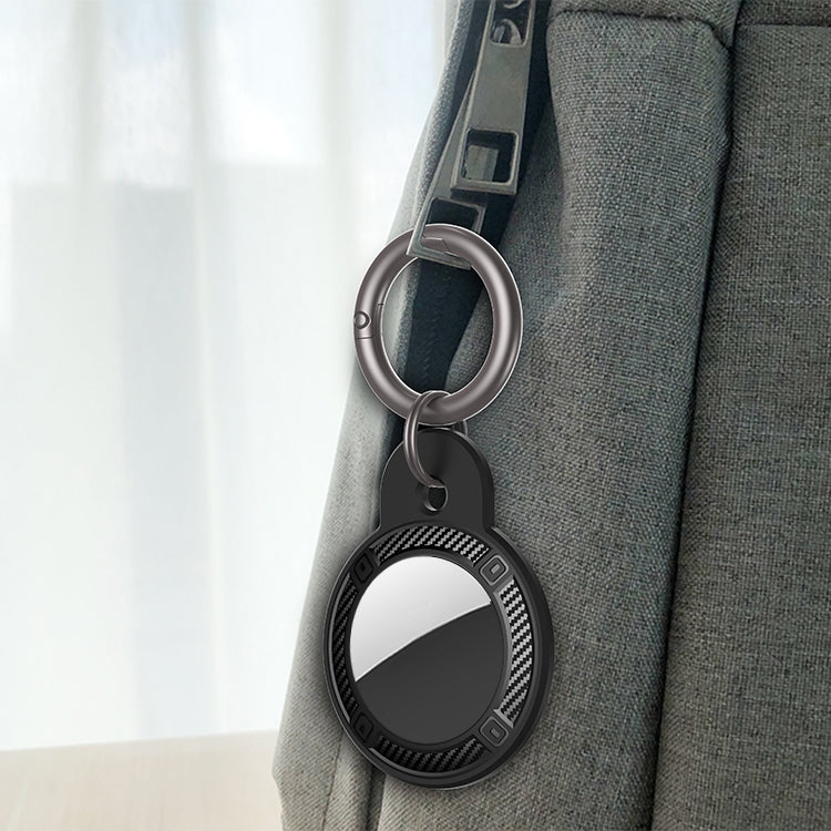 Custodia AirTag in fibra di carbonio con anello portachiavi