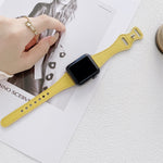 Cinturino di ricambio per cinturino di ricambio in pelle con fibbia inversa a forma di 8 a vita piccola per Apple Watch Series, 7 41mm / 6 & SE & 5 & 4 40mm / 3 & 2 & 1 38mm, 7 45mm / 6 & SE & 5 & 4 44mm / 3 & 2 & 1 42mm
