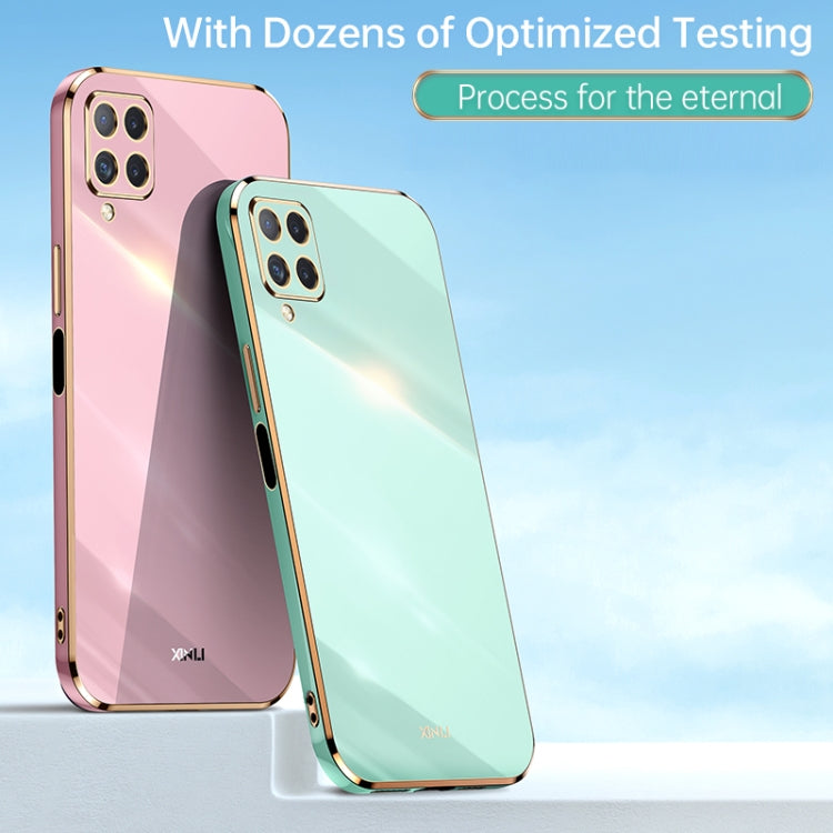 Custodia TPU antiurto con bordo oro per Samsung Galaxy A22