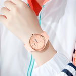 SKMEI 1747 Orologio al quarzo da donna con cinturino in silicone con quadrante a scala semplice