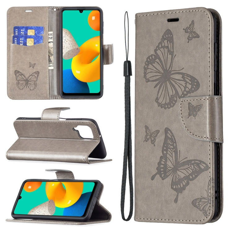 Custodia in pelle PU a vibrazione orizzontale con motivo a due farfalle in rilievo con supporto e slot per schede, portafoglio e cordino, For Samsung Galaxy M32