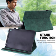 Custodia in pelle flip orizzontale con motivo in rilievo pavone TPU + PU con supporto e slot per carte e portafoglio e funzione sleep / wake-up, For Xiaomi Pad 5 Pro / Pad 5