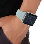 Cinturino in silicone doppio chiodo per Apple Watch