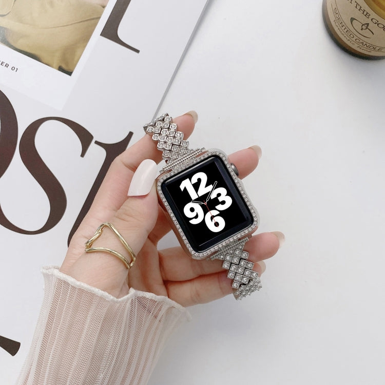 Cinturino da polso con cinturino da polso di ricambio in metallo pieno di diamanti Rhombus + custodia per Apple Watch Series, For Apple Watch Series 6 / 5 / 4 / Watch SE 40mm, For Apple Watch Series 6 / 5 / 4 / Watch SE 44mm, 3 & 2 & 1 42mm            ...
