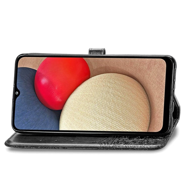 Custodia in pelle con apertura orizzontale in rilievo con fiore di mandala con supporto, tre slot per carte, portafoglio e cordino, For Samsung Galaxy A03s 166mm