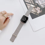 Cinturino di ricambio per cinturino in acciaio dritto con fibbia a forma di V per la serie Apple Watch, 7 41mm / 6&SE&5&4 40mm / 3&2&1 38mm, 7 45mm / 6&SE&5&4 44mm / 3&2&1 42mm