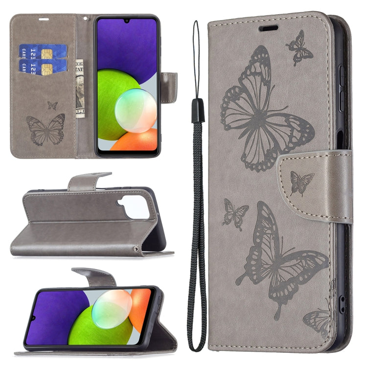Custodia per telefono in pelle a vibrazione orizzontale con motivo a due farfalle in rilievo con supporto e slot per schede, portafoglio e cordino, For Samsung Galaxy A22 4G