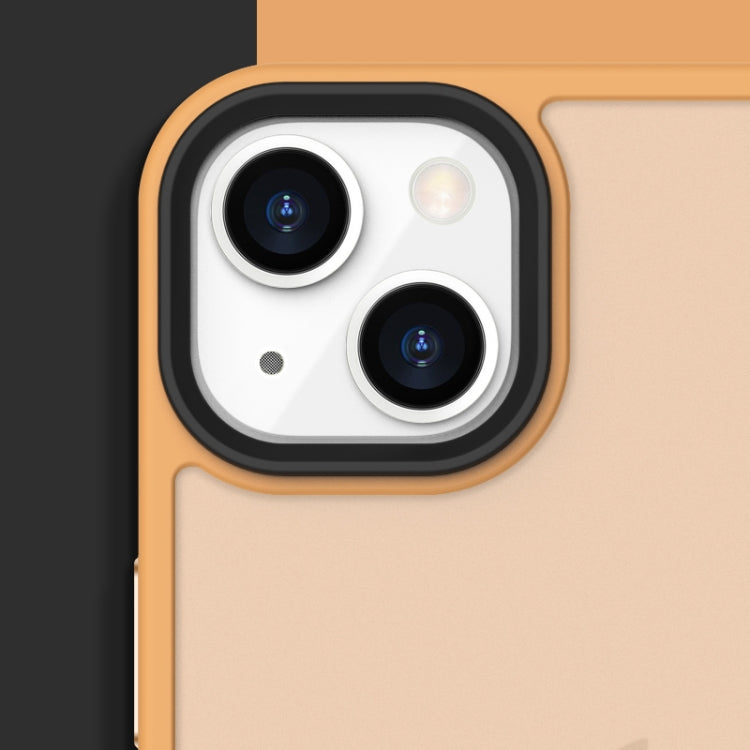 Custodia antiurto satinata traslucida per iPhone 12 e 13
