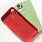 Custodia in silicone liquido MagSafe per iPhone 12