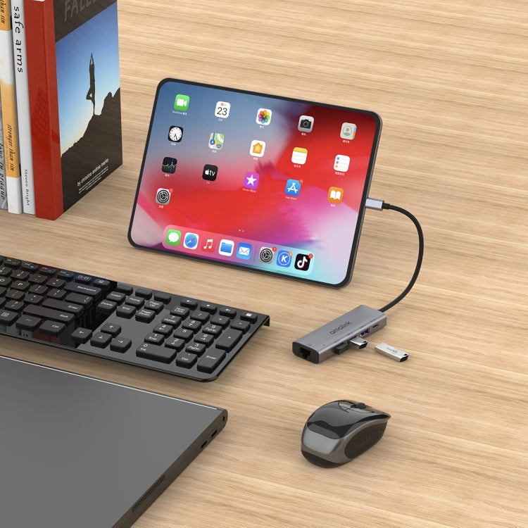 Hub USB-C Amalink 95121D con RJ45 e 3 porte USB