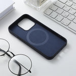 Custodia in silicone MagSafe per iPhone 12 e 13
