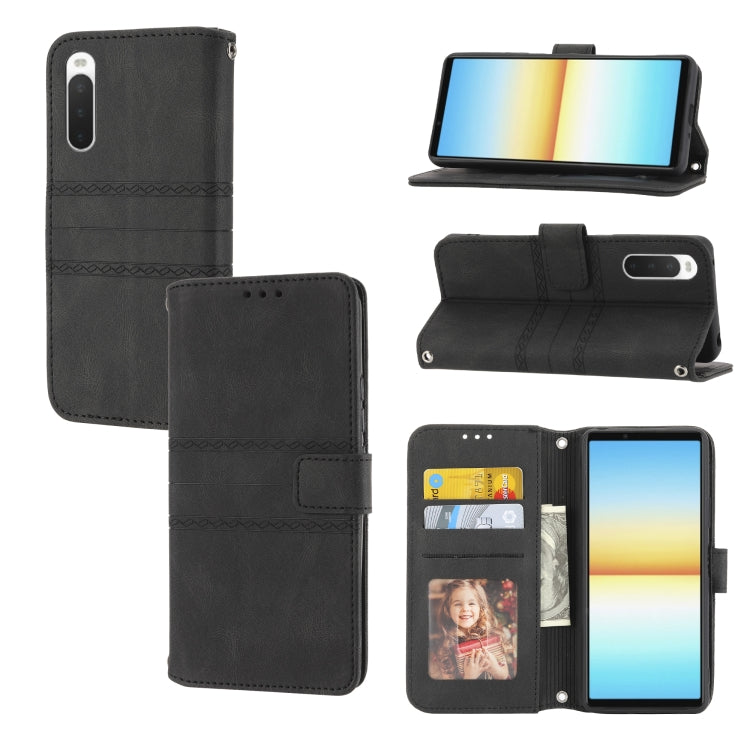 Custodia in pelle per telefono a conchiglia orizzontale con fibbia magnetica a righe in rilievo, For Samsung Galaxy M23 / F23 5G Japanese Version, For Sony Xperia 10 IV, For Sony Xperia 1 IV, For Xiaomi Redmi 10A
