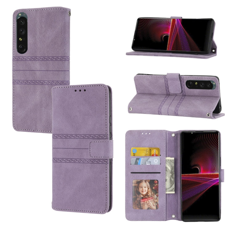 Custodia in pelle per telefono a conchiglia orizzontale con fibbia magnetica a righe in rilievo, For Samsung Galaxy M23 / F23 5G Japanese Version, For Sony Xperia 10 IV, For Sony Xperia 1 IV, For Xiaomi Redmi 10A