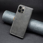 Custodia portafoglio in pelle per iPhone 12 e 11