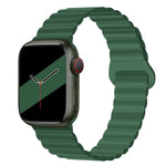 Cinturino magnetico in silicone con fibbia inversa per serie Apple Watch, 7 45mm / 6&SE&5&4 44mm / 3&2&1 42mm, 7 41mm / 6&SE&5&4 40mm / 3&2&1 38mm
