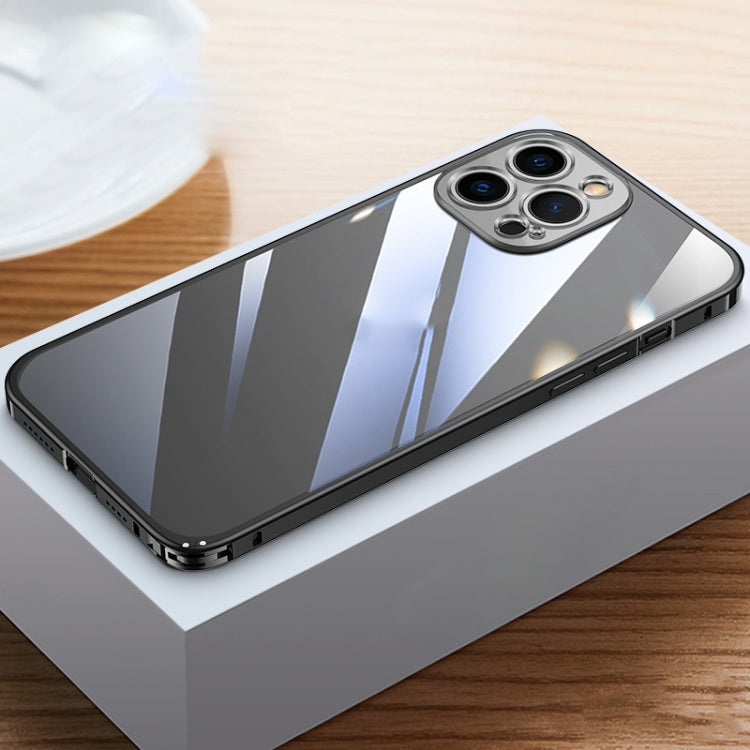 Custodia trasparente con struttura in metallo per iPhone 14