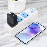 AR-2025 4 in 1 QC3.0 PD20W 3xUSB + Caricabatteria da viaggio USB-C / Type-C, spina UK, UK Plug(Black)