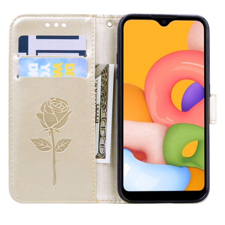Custodia in pelle PU con vibrazione orizzontale in rilievo rosa con supporto, slot per carte e portafoglio, For Galaxy A01